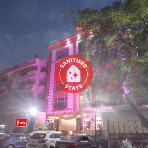 Hotel Sunshine Park -- Near Anand Vihar Terminal