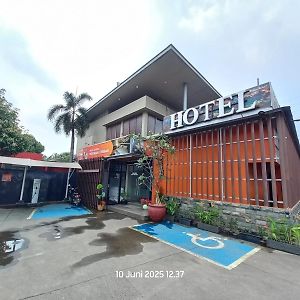 Kedaton 8 Xpress